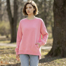 Load image into Gallery viewer, `Fleece Hi-Low Hem Pullover w/ pockets