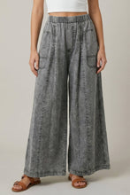 Load image into Gallery viewer, Falling for You Pants
