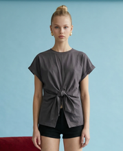 Load image into Gallery viewer, Everyday Knot Tee
