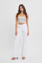 Load image into Gallery viewer, White Pull On Jeans