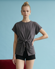 Load image into Gallery viewer, Everyday Knot Tee