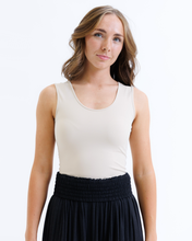 Load image into Gallery viewer, Contour Tank-Black / XS