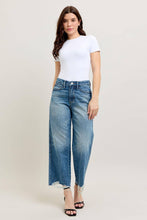 Load image into Gallery viewer, Judy Blue Wide Leg Crop