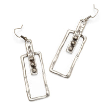 Load image into Gallery viewer, Pewter Earrings KU123