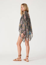 Load image into Gallery viewer, Summer Love Blouse
