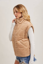 Load image into Gallery viewer, Quilted Puffer Vest-
