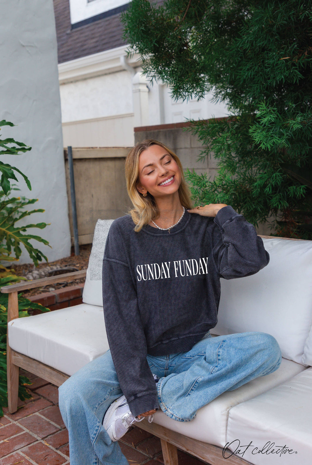 SUNDAY FUNDAY Cropped Thermal  Thermal Vintage Pullover