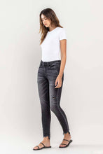 Load image into Gallery viewer, Well Made-Crop Skinny Jean
