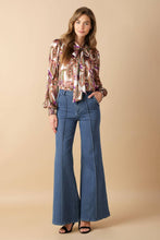 Load image into Gallery viewer, Feeling Fabulous Blouse
