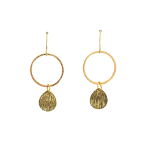 Load image into Gallery viewer, Gold Circle Teardrop|Everyday Earrings
