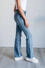 Load image into Gallery viewer, Judy Blue-Mid Rise-Jeans
