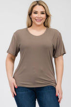 Load image into Gallery viewer, Ivy Spring Tee
