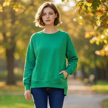 Load image into Gallery viewer, `Fleece Hi-Low Hem Pullover w/ pockets
