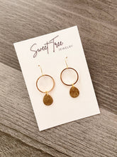 Load image into Gallery viewer, Gold Circle Teardrop|Everyday Earrings

