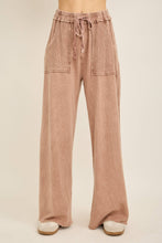 Load image into Gallery viewer, Mineral Wash Pant- Espresso
