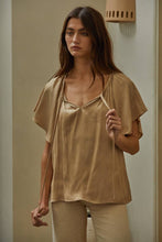 Load image into Gallery viewer, Roxy Raglan Top
