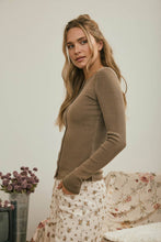 Load image into Gallery viewer, Fabulous Fall Top
