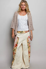 Load image into Gallery viewer, Sweet &amp; Fun Cardi
