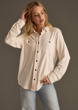 Load image into Gallery viewer, Super Soft Button Up- Ivory
