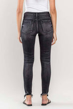 Load image into Gallery viewer, Well Made-Crop Skinny Jean
