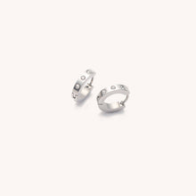 Load image into Gallery viewer, Mini Corinne Huggies- Silver
