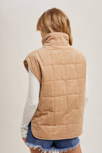 Load image into Gallery viewer, Quilted Puffer Vest-
