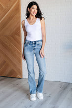 Load image into Gallery viewer, Judy Blue-Mid Rise-Jeans
