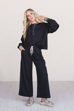 Load image into Gallery viewer, Laid Back Pants - Black
