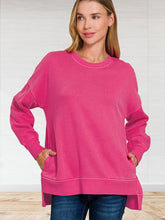 Load image into Gallery viewer, `Fleece Hi-Low Hem Pullover w/ pockets
