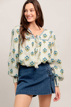 Load image into Gallery viewer, Sweet Escape Blouse
