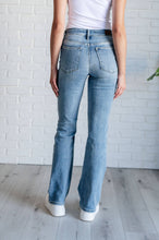 Load image into Gallery viewer, Judy Blue-Mid Rise-Jeans
