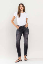 Load image into Gallery viewer, Well Made-Crop Skinny Jean
